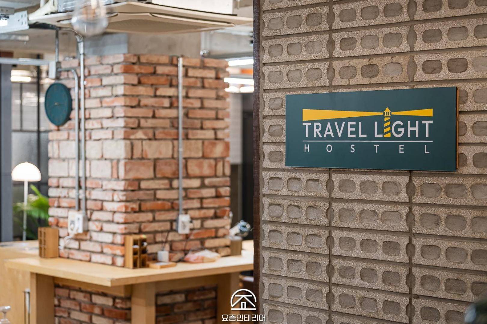 Travel Light Hostel Busan Exterior photo