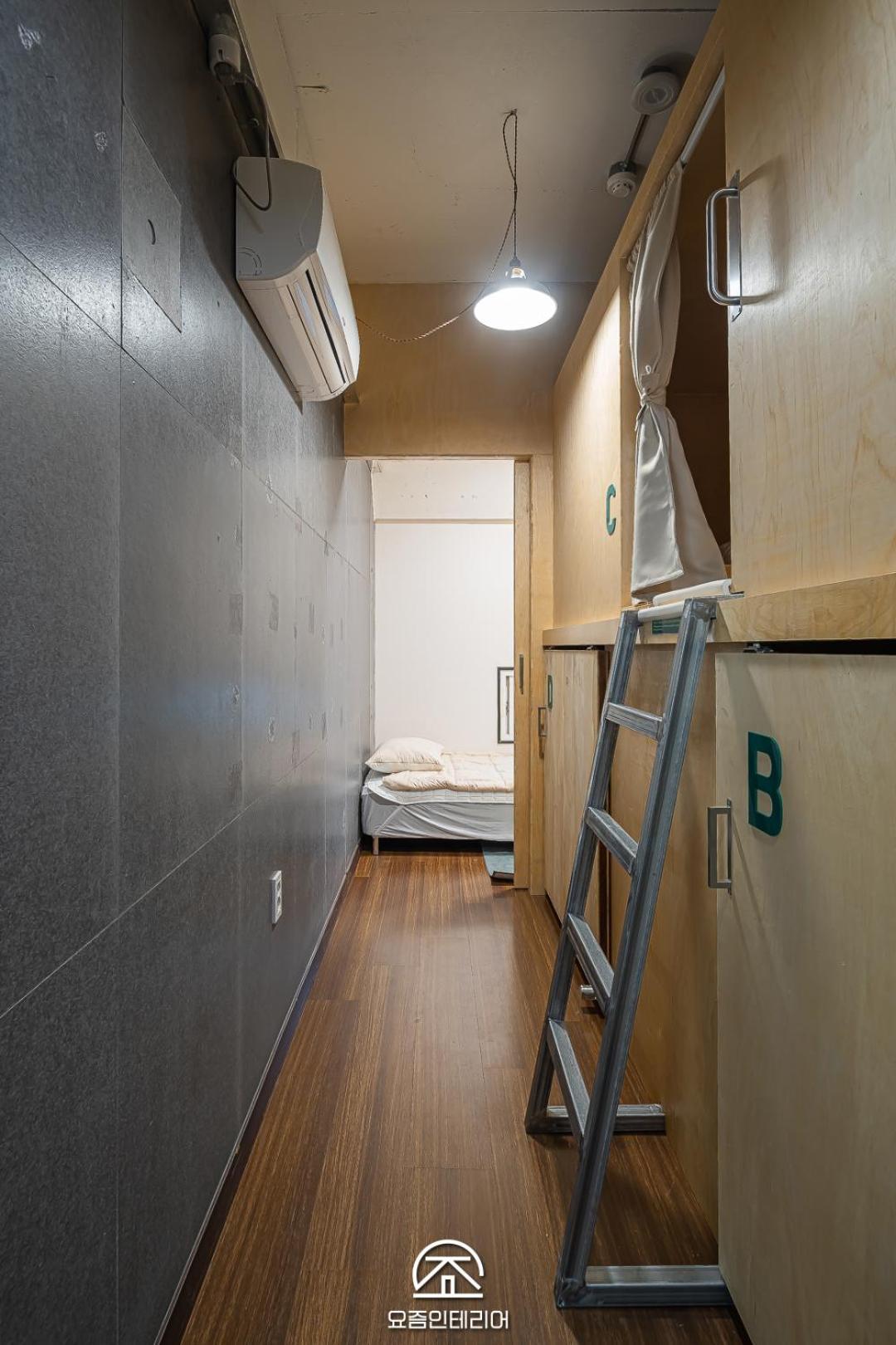 Travel Light Hostel Busan Exterior photo
